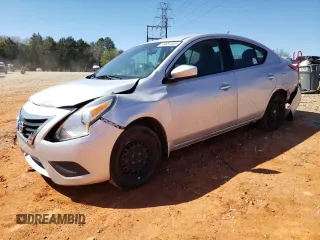2017 Nissan Versa SV z VIN 3N1CN7AP3HL892930, wystawiony jako Copart lot #49654465 z przebiegiem 70 782 mil mil oraz Szkoda całkowita • Salvage title. Historia ofert i sprzedaży dostępna na DreamBid. Obrazek 1.