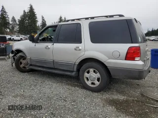 2005 Ford Expedition Special Service with VIN 1FMPU15525LA94297, listed as a Copart auction lot 48746165 with 0 mi miles and Salvage Title. Bid and sale history available at carsss.com. Image 2.