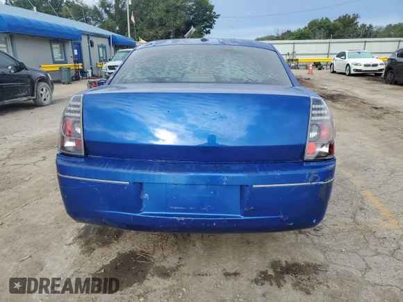 2006 Chrysler 300 Touring with VIN 2C3KK53G76H374753, listed as a Copart auction lot 73016394 with 205,439 mi miles and Clean Title. Bid and sale history available at carsss.com. Image 6.