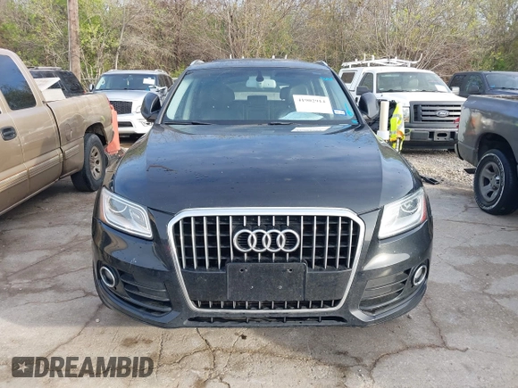 2014 Audi Q5 Premium Plus with VIN WA1LFAFP2EA094299, listed as a IAAI auction lot 41902914 with 131,422 mi miles. Bid and sale history available at carsss.com. Image 12.