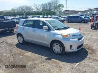 2008 Scion xD with VIN JTKKU10498J016301, listed as a IAAI auction lot 42010128 with 175,225 mi miles. Bid and sale history available at carsss.com. Image 1.