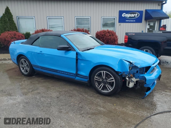 2010 Ford Mustang V6 z VIN 1ZVBP8EN1A5167198, wystawiony jako Copart lot #54475385 z przebiegiem 116 344 mil mil oraz Nie do naprawy • Non repairable. Historia ofert i sprzedaży dostępna na DreamBid. Obrazek 4.