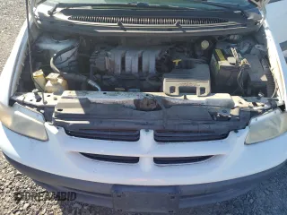 2000 Dodge Caravan SE with VIN 1B4GP44L3YB734876, listed as a Copart auction lot 72469374 with 215,240 mi miles and Salvage Title. Bid and sale history available at carsss.com. Image 12.
