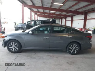 2020 Nissan Altima 2.5 S with VIN 1N4BL4BV1LC199598, listed as a IAAI auction lot 41622628 with 134,497 mi miles. Bid and sale history available at carsss.com. Image 15.