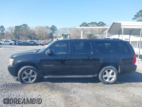 2011 Chevrolet Suburban LT with VIN 1GNSCJE06BR402433, listed as a IAAI auction lot 41819335 with 203,335 mi miles. Bid and sale history available at carsss.com. Image 14.