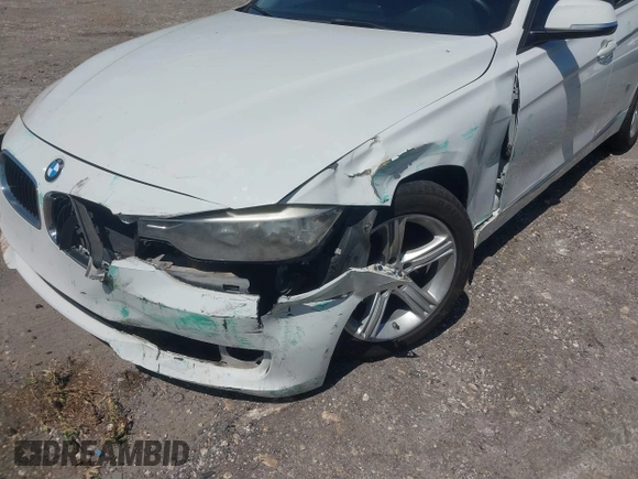 2014 BMW 3 Series 320i with VIN WBA3B1C51EK131063, listed as a IAAI auction lot 42043086 with 92,306 mi miles. Bid and sale history available at carsss.com. Image 6.