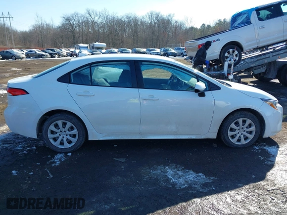 2021 Toyota Corolla LE with VIN 5YFEPMAE7MP200792, listed as a IAAI auction lot 41408348 with 32,735 mi miles and . Bid and sale history available at carsss.com. Image 13.
