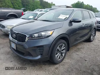 2020 Kia Sorento S z VIN 5XYPG4A5XLG690303, wystawiony jako IAAI lot #42070603 z przebiegiem 55 434 mil mil oraz . Historia ofert i sprzedaży dostępna na DreamBid. Obrazek 19.