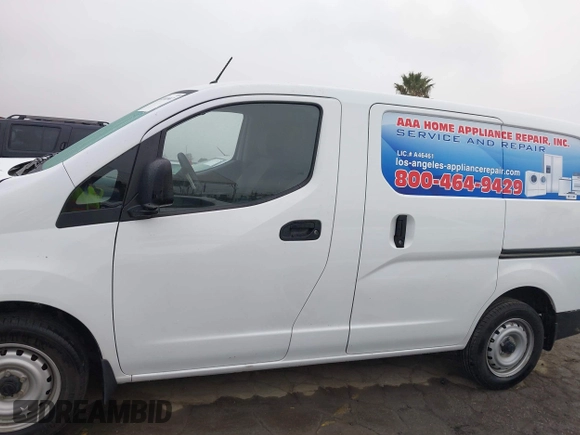 2019 Nissan NV200 SV z VIN 3N6CM0KN6KK698178, wystawiony jako IAAI lot #41915567 z przebiegiem 61 330 mil mil oraz . Historia ofert i sprzedaży dostępna na DreamBid. Obrazek 15.