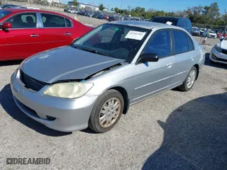 2005 Honda Civic Sdn LX with VIN 2HGES15575H613893, listed as a IAAI auction lot 41341284 with 130,231 mi miles. Bid and sale history available at carsss.com. Image 2.