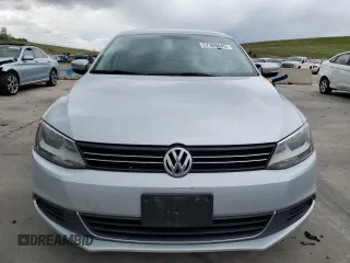2014 Volkswagen Jetta SE with VIN 3VWD17AJ0EM314456, listed as a Copart auction lot 57380645 with 148,801 mi miles and Salvage title. Bid and sale history available at DreamBid. Image 5.