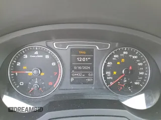 2015 Audi Q3 Premium Plus with VIN WA1BFCFS0FR001987, listed as a Copart auction lot 72962684 with 104,432 mi miles and Salvage title. Bid and sale history available at DreamBid. Image 9.