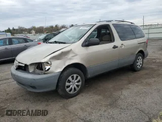 2002 Toyota Sienna LE with VIN 4T3ZF13C62U431734, listed as a Copart auction lot 52845395 with 189,088 mi miles and Salvage Title. Bid and sale history available at carsss.com. Image 1.