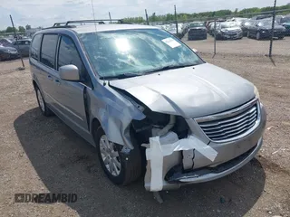2014 Chrysler Town & Country Touring z VIN 2C4RC1BG8ER439846, wystawiony jako IAAI lot #42214042 z przebiegiem 279 177 mil mil oraz . Historia ofert i sprzedaży dostępna na DreamBid. Obrazek 1.