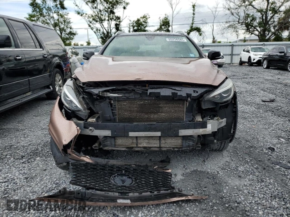 2018 Infiniti QX30 Premium with VIN SJKCH5CR7JA041151, listed as a Copart auction lot 65256585 with 129,102 mi miles and Salvage title. Bid and sale history available at DreamBid. Image 5.
