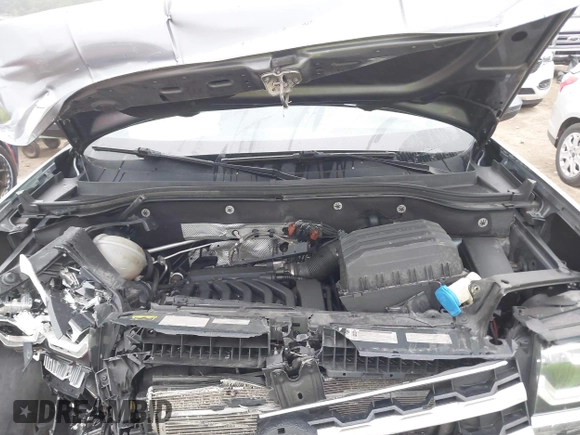 2018 Volkswagen Atlas SE z VIN 1V2KR2CAXJC517240, wystawiony jako IAAI lot #42361370 z przebiegiem 129 546 mil mil oraz . Historia ofert i sprzedaży dostępna na DreamBid. Obrazek 10.