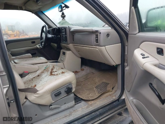 2001 GMC Yukon SLT with VIN 1GKEC13T31J110744, listed as a IAAI auction lot 41481084 with 1 mi miles. Bid and sale history available at carsss.com. Image 5.