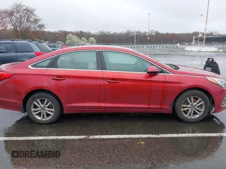 2016 Hyundai Sonata SE z VIN 5NPE24AF7GH391820, wystawiony jako IAAI lot #42015648 z przebiegiem 123 004 mil mil oraz . Historia ofert i sprzedaży dostępna na DreamBid. Obrazek 13.