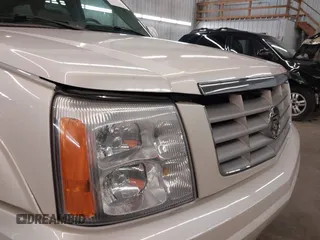 2006 Cadillac Escalade z VIN 1GYEK63N26R124862, wystawiony jako IAAI lot #42073868 z przebiegiem 244 070 mil mil oraz . Historia ofert i sprzedaży dostępna na DreamBid. Obrazek 6.