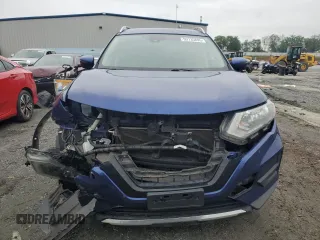 2020 Nissan Rogue SV z VIN KNMAT2MT0LP530184, wystawiony jako Copart lot #59735895 z przebiegiem 116 661 mil mil oraz Czysty tytuł • Clean title. Historia ofert i sprzedaży dostępna na DreamBid. Obrazek 5.
