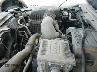 2021 Ram 1500 Big Horn z VIN 1C6SRFFT9MN598009, wystawiony jako IAAI lot #42442713 z przebiegiem 113 784 mil mil oraz . Historia ofert i sprzedaży dostępna na DreamBid. Obrazek 24.