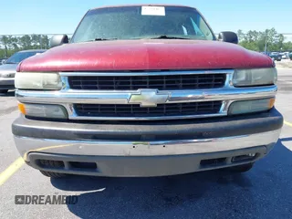 2004 Chevrolet Tahoe LS with VIN 1GNEC13Z74R207698, listed as a IAAI auction lot 42310462 with 255,218 mi miles and . Bid and sale history available at DreamBid. Image 6.