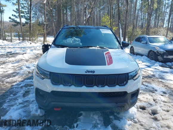 2022 Jeep Compass Trailhawk z VIN 3C4NJDDB6NT172792, wystawiony jako IAAI lot #41615557 z przebiegiem 12 191 mil mil oraz . Historia ofert i sprzedaży dostępna na DreamBid. Obrazek 12.