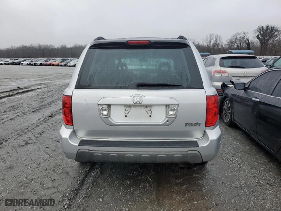 2004 Honda Pilot LX with VIN 2HKYF18124H555240, listed as a Copart auction lot 45273385 with 250,091 mi miles and Salvage Title. Bid and sale history available at carsss.com. Image 6.