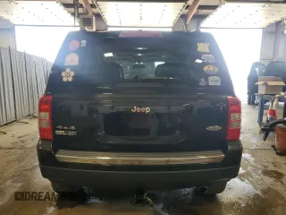 2016 Jeep Patriot Latitude with VIN 1C4NJRFB3GD719472, listed as a Copart auction lot 63571245 with 175,900 mi miles and Salvage title. Bid and sale history available at DreamBid. Image 6.
