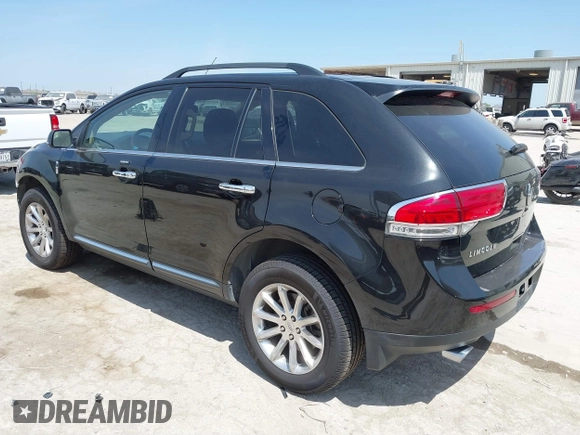 2013 Lincoln MKX z VIN 2LMDJ6JK6DBL44437, wystawiony jako IAAI lot #41867123 z przebiegiem 89 386 mil mil oraz . Historia ofert i sprzedaży dostępna na DreamBid. Obrazek 3.