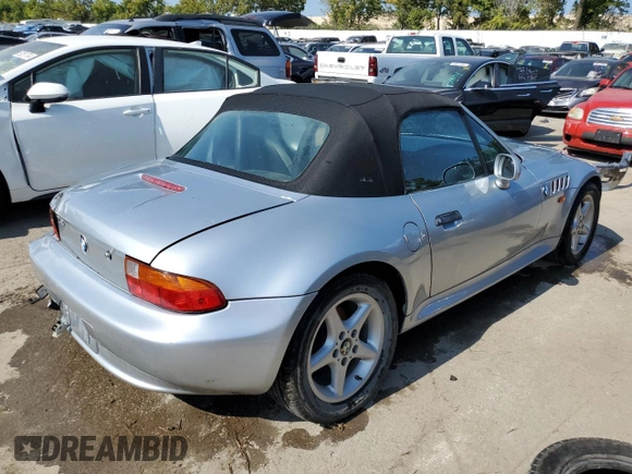 1998 BMW 3 Series Z3 2.8 z VIN 4USCJ3335WLC16206, wystawiony jako Copart lot #68746354 z przebiegiem 131 071 mil mil oraz Szkoda całkowita • Salvage title. Historia ofert i sprzedaży dostępna na DreamBid. Obrazek 3.