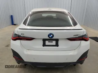 2024 BMW i4 eDrive40 with VIN WBY73AW02RFS36614, listed as a Copart auction lot 83635284 with 0 mi miles and Clean Title. Bid and sale history available at carsss.com. Image 6.