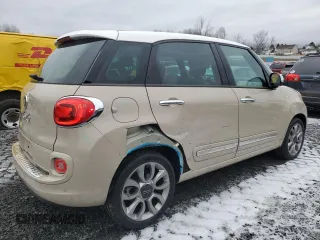 2015 FIAT 500L Lounge with VIN ZFBCFACH5FZ033778, listed as a Copart auction lot 42544395 with 20,888 mi miles and Salvage Title. Bid and sale history available at carsss.com. Image 3.