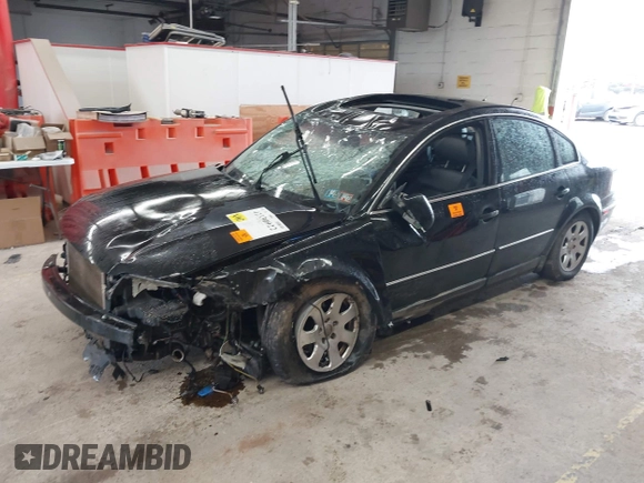 2005 Volkswagen Passat GLS with VIN WVWAD63B55P037732, listed as a IAAI auction lot 42330922 with 119,157 mi miles and . Bid and sale history available at DreamBid. Image 17.