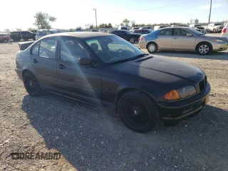 2000 BMW 3 Series 328i with VIN WBAAM5343YJR62431, listed as a Copart auction lot 82165254 with 176,522 mi miles and Salvage Title. Bid and sale history available at carsss.com. Image 4.