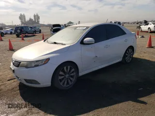 2013 Kia Forte SX with VIN KNAFW4A35D5741002, listed as a Copart auction lot 75131484 with 204,722 mi miles and Salvage Title. Bid and sale history available at carsss.com. Image 1.