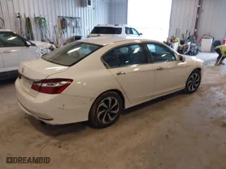 2016 Honda Accord Sedan EX with VIN 1HGCR2F73GA051128, listed as a IAAI auction lot 41663786 with 132,955 mi miles. Bid and sale history available at carsss.com. Image 4.