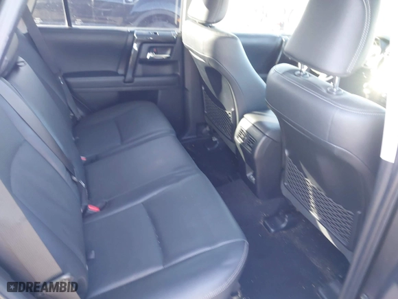 2020 Toyota 4Runner SR5 with VIN JTEBU5JR3L5789920, listed as a IAAI auction lot 41189528 with 44,125 mi miles. Bid and sale history available at carsss.com. Image 8.
