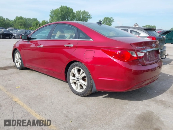2012 Hyundai Sonata Limited z VIN 5NPEC4AC8CH495651, wystawiony jako IAAI lot #42249079 z przebiegiem 172 797 mil mil oraz . Historia ofert i sprzedaży dostępna na DreamBid. Obrazek 3.