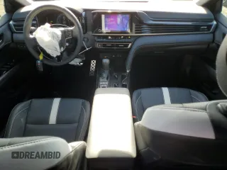 2025 Toyota Camry LE z VIN 4T1DAACK1SU539963, wystawiony jako Copart lot #57273015 z przebiegiem 991 mil mil oraz Szkoda całkowita • Salvage title. Historia ofert i sprzedaży dostępna na DreamBid. Obrazek 8.