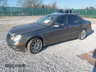 2008 Mercedes-Benz E 350 Luxury z VIN WDBUF87X08B334237, wystawiony jako IAAI lot #41735498 z przebiegiem 224 205 mil mil oraz . Historia ofert i sprzedaży dostępna na DreamBid. Obrazek 16.