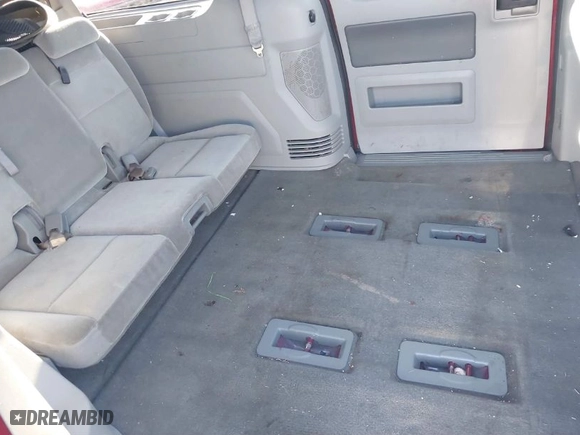 2005 Ford Freestar Wagon SES with VIN 2FMZA57645BA50977, listed as a IAAI auction lot 41540023 with 149,319 mi miles. Bid and sale history available at carsss.com. Image 8.