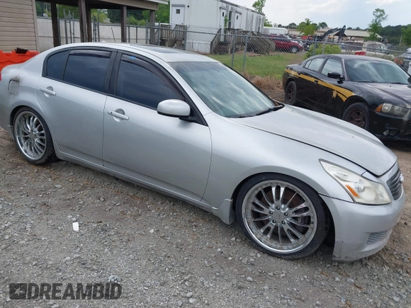 2007 Infiniti G35 Sedan G35x with VIN JNKBV61F47M813245, listed as a IAAI auction lot 42107684 with 1 mi miles. Bid and sale history available at carsss.com. Image 1.