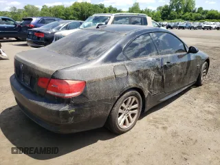 2009 BMW 3 Series 328i xDrive with VIN WBAWV53579P079734, listed as a Copart auction lot 62468965 with 134,195 mi miles and Clean title. Bid and sale history available at DreamBid. Image 3.