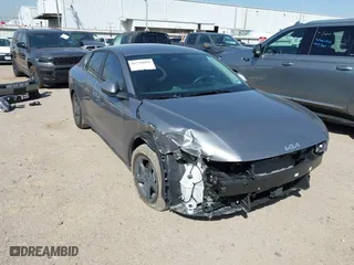 2025 Kia K4 LXS with VIN 3KPFT4DE6SE015837, listed as a IAAI auction lot 41817178 with 6,286 mi miles. Bid and sale history available at carsss.com. Image 1.