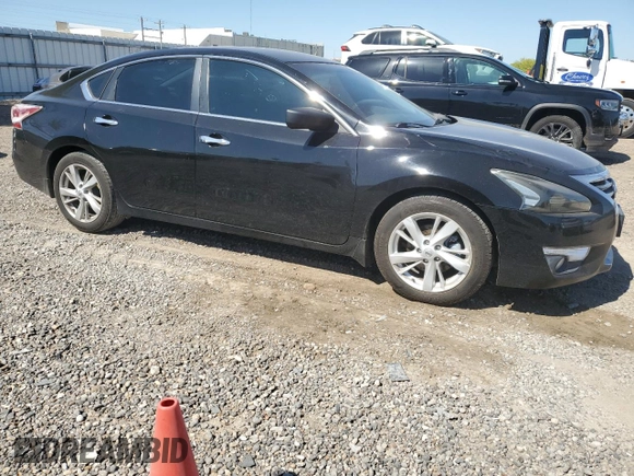 2015 Nissan Altima SV z VIN 1N4AL3AP0FC241787, wystawiony jako Copart lot #52039465 z przebiegiem 158 922 mil mil oraz Czysty tytuł • Clean title. Historia ofert i sprzedaży dostępna na DreamBid. Obrazek 4.