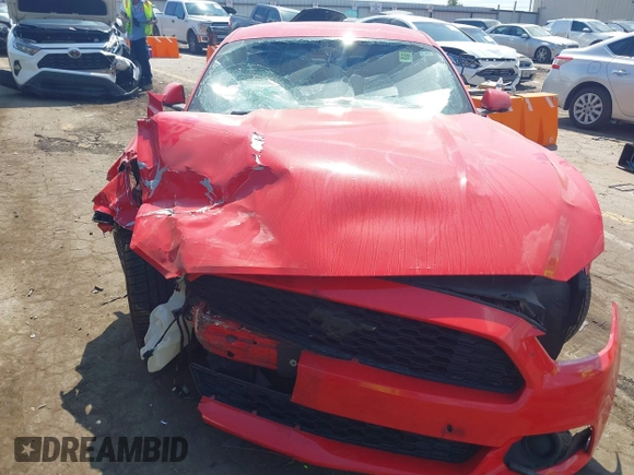2015 Ford Mustang EcoBoost с VIN 1FA6P8TH7F5317040, выставлен на аукционе IAAI как лот 40239416 с пробегом 156 795 миль миль и . История ставок и продаж доступна на DreamBid. Изображение 6.