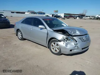 2008 Toyota Camry LE with VIN 4T1BK46K38U059692, listed as a IAAI auction lot 41698086 with 162,595 mi miles. Bid and sale history available at carsss.com. Image 1.