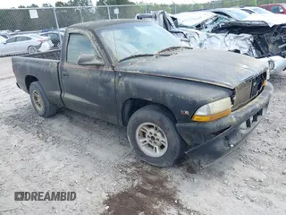 2000 Dodge Dakota z VIN 1B7FL26X1YS582210, wystawiony jako IAAI lot #42128674 z przebiegiem 155 889 mil mil oraz . Historia ofert i sprzedaży dostępna na DreamBid. Obrazek 1.