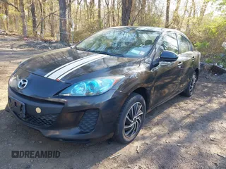 2013 Mazda Mazda3 i Sport with VIN JM1BL1UP9D1827153, listed as a IAAI auction lot 42115626 with 124,014 mi miles. Bid and sale history available at carsss.com. Image 2.
